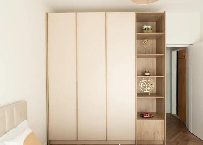 Soni Exclusive 303 Plaza With Private Parking & Self Check-in Апартаменти Бухарест