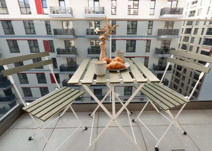 Soni Exclusive 303 Plaza With Private Parking & Self Check-in Bucureşti