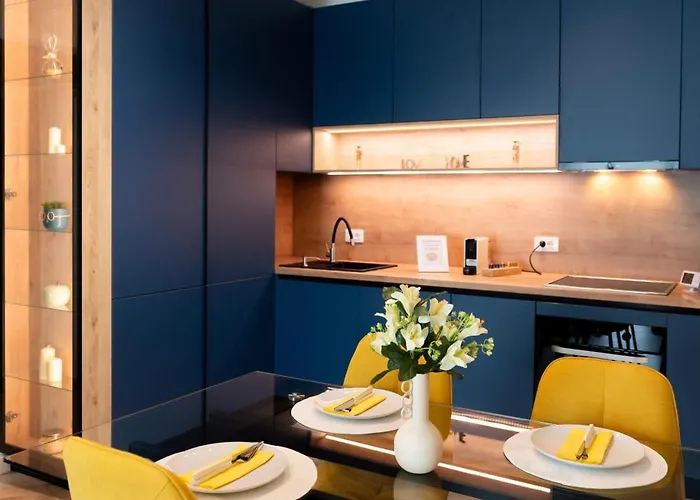 Soni Exclusive 303 Plaza With Private Parking & Self Check-in 아파트 *