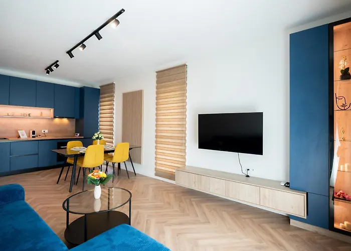 Soni Exclusive 303 Plaza With Private Parking & Self Check-in *